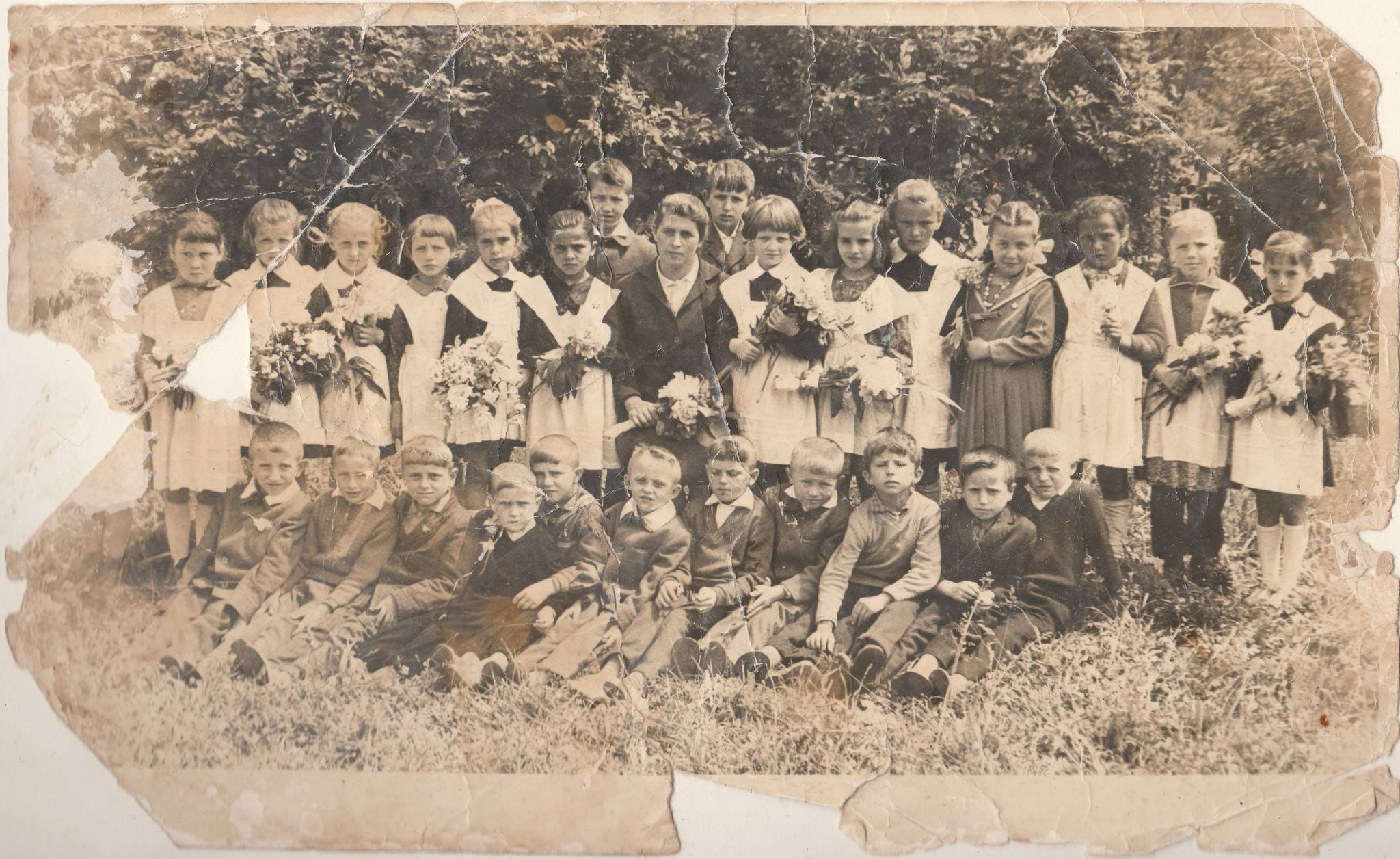 Угорницькі школярі. 1966.