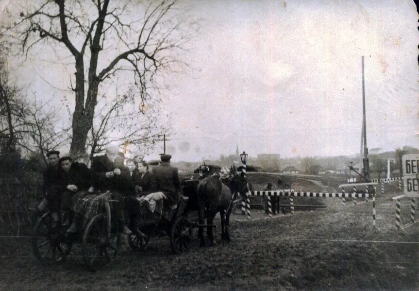 vesillya-1957-ugornyky