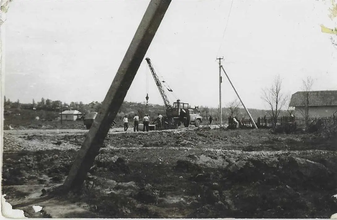 угорники тротуар шевченка