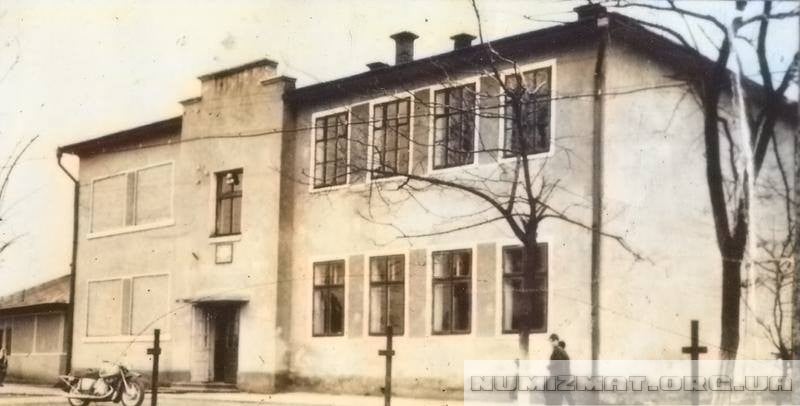 Угорницька школа 1862-2004