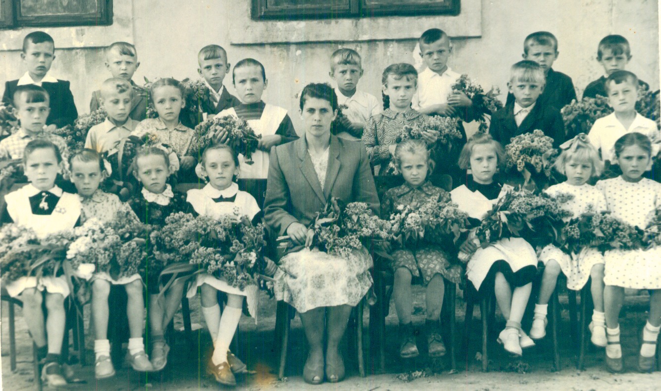 угорницька школа 1956