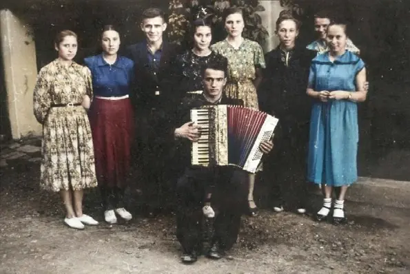 Ансамбль дівчат Угорники