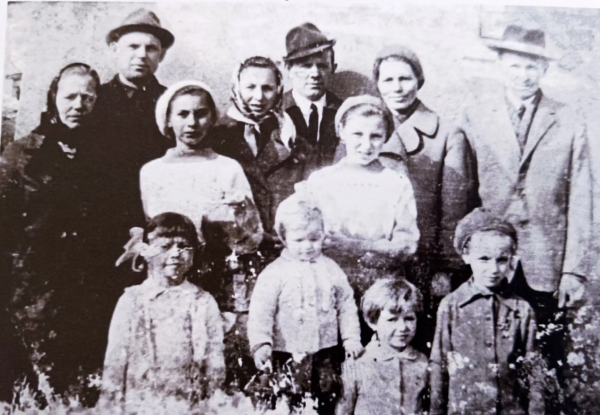 родина Жураківських Угорники